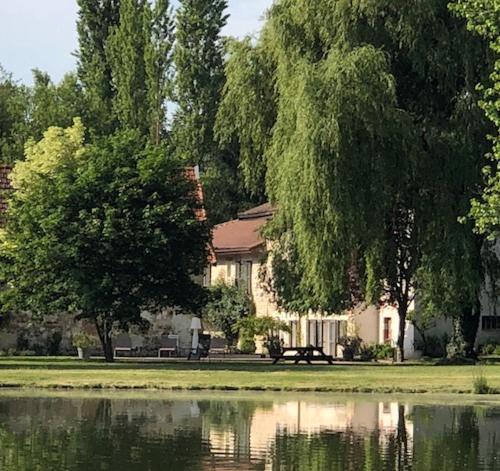 Le Moulin De Longchamp - Maison D'Hotes Lent Dış mekan fotoğraf